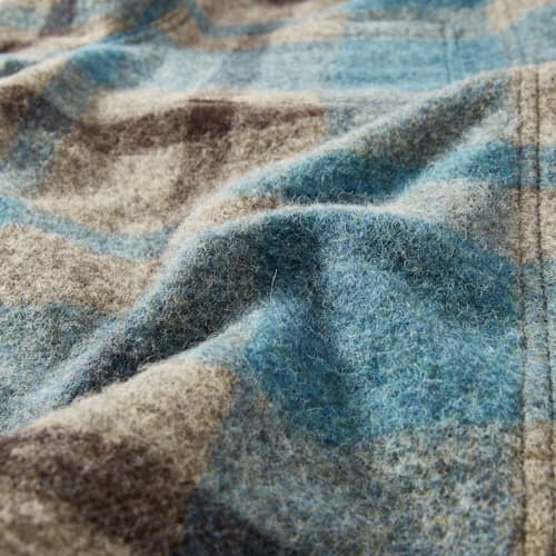 laydown detail image of Women's Wool Overshirt