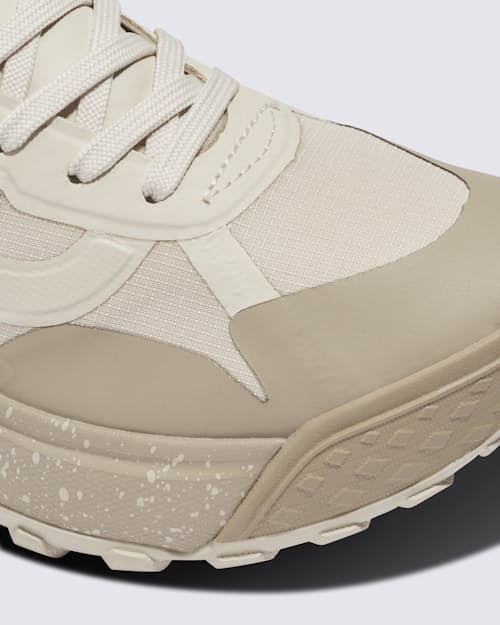laydown detail image of MTE Crosspath Low Trail Sneaker