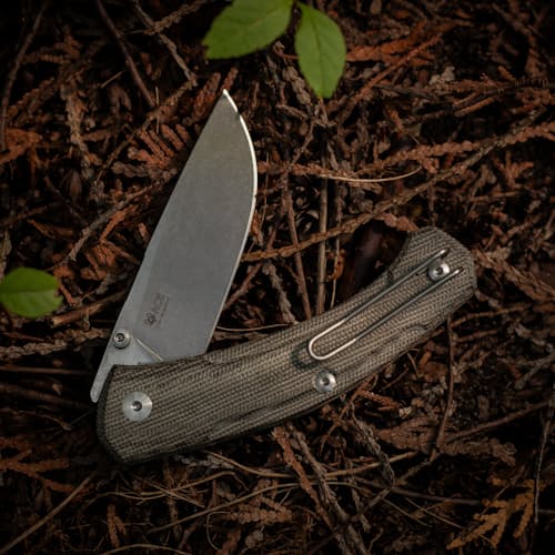 lifestyle image of Ace Iona V2 Pocket Knife