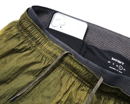 laydown detail image of Rippy Trail Shorts - 3"