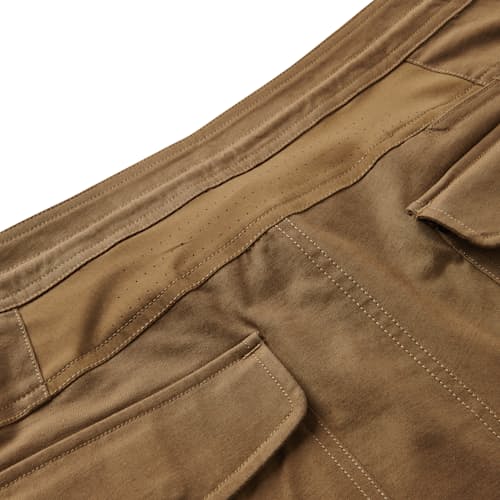 laydown detail image of Layover Traveler Pant