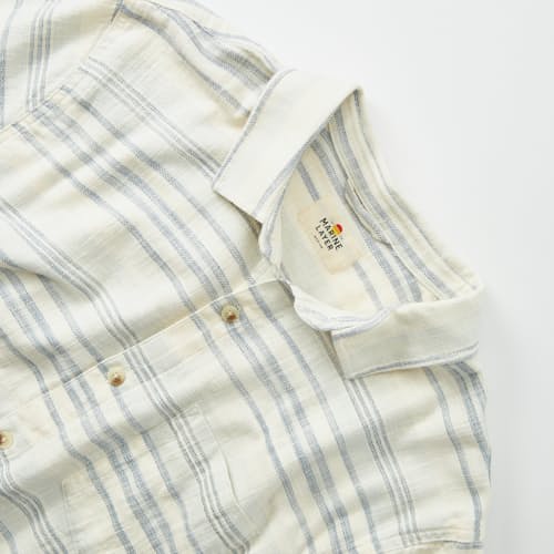 laydown detail image of Classic Stretch Selvage Short Sleeve Shirt