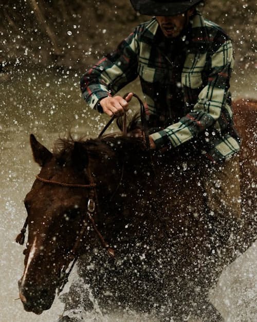 lifestyle image of Mackinaw Wool Jac Shirt