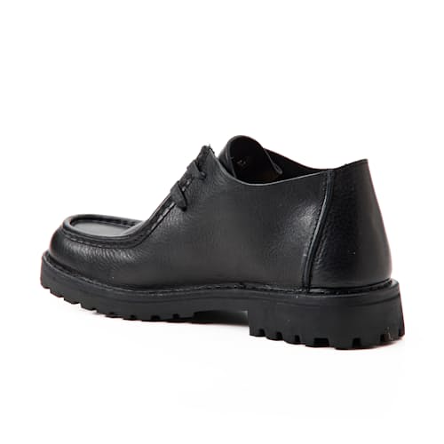 laydown image of Beenflex Moc Toe Oxford