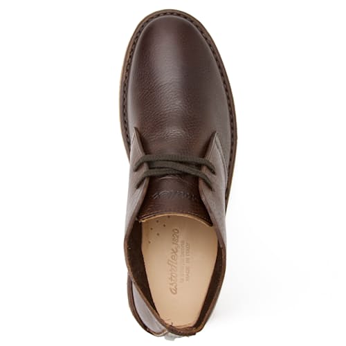 laydown image of Brownflex Chukka Boot