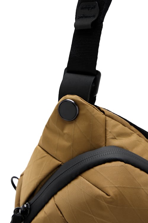 laydown detail image of Everyday Sling - 3L
