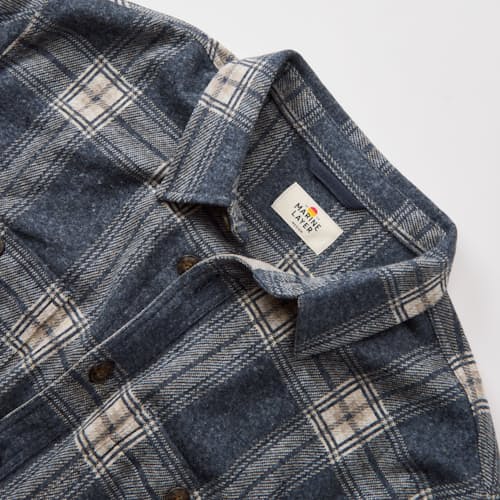 laydown detail image of Pacifica Stretch Twill Shirt