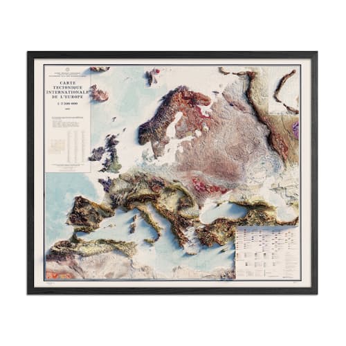 laydown image of Carte Tectonique Internationale De L'Europe 1962 Shaded Relief Map