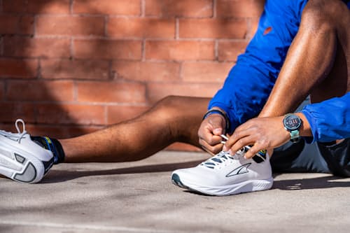 lifestyle image of Escalante 4 Running Sneaker