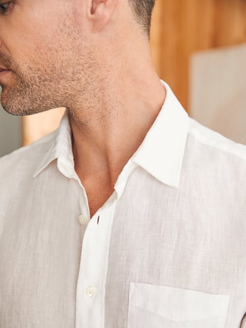 lifestyle image of Laguna Linen Shirt