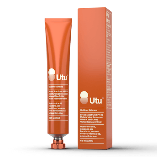 lifestyle image of Moisturizing Sunscreen - SPF30