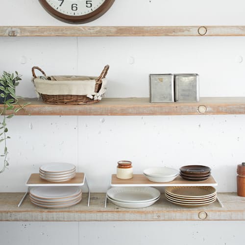 lifestyle image of Dish Riser
