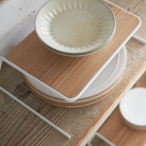 lifestyle image of Dish Riser