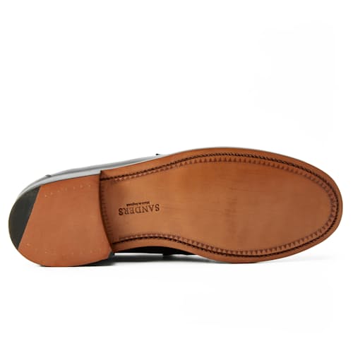 laydown image of Madrid Loafer