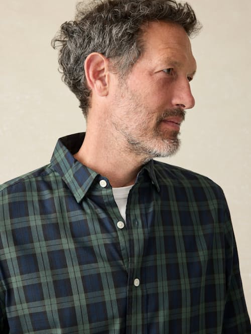 on model image of Movement Shirt