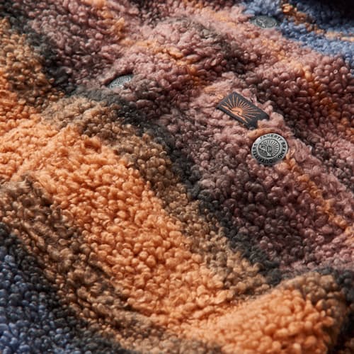 laydown detail image of Range Fleece Shirt Jacket