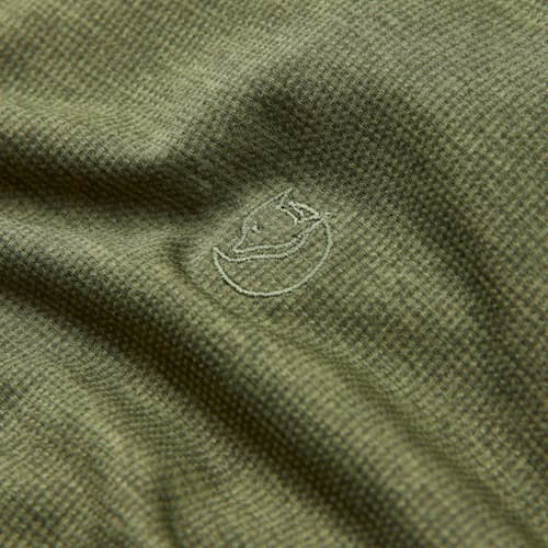 laydown detail image of Abisko Sun Hoodie