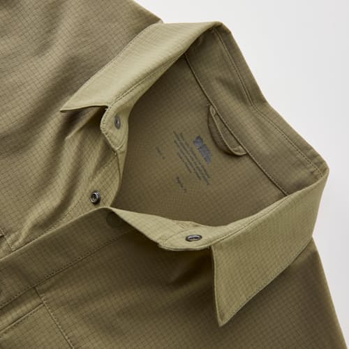 laydown detail image of Abisko Trekking Short Sleeve Shirt