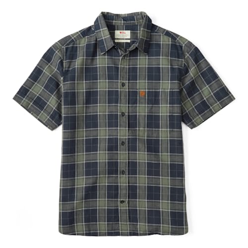 laydown image of Ovik Travel Short Sleeve Shirt