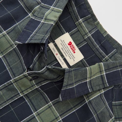 laydown detail image of Ovik Travel Short Sleeve Shirt