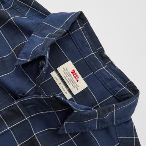 laydown detail image of Ovik Travel Long Sleeve Shirt