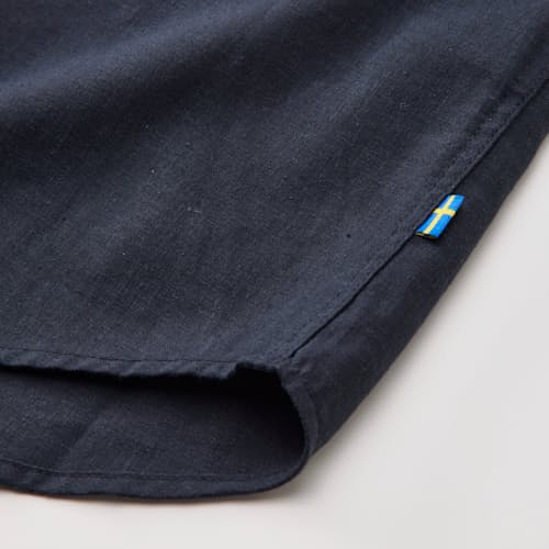 laydown detail image of Ovik Travel Long Sleeve Shirt