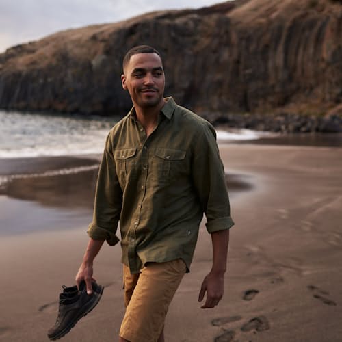 lifestyle image of Ovik Travel Long Sleeve Shirt