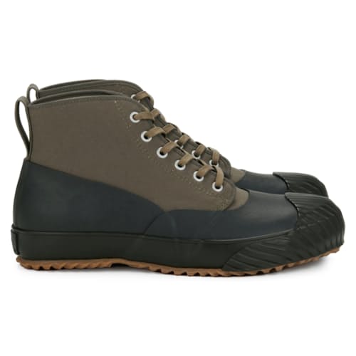 laydown image of Alweather RF Shoe