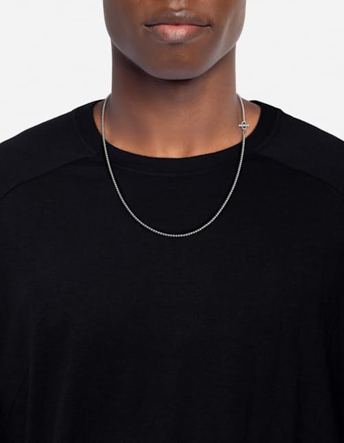 lifestyle image of 1.5mm Orb Chain Necklace