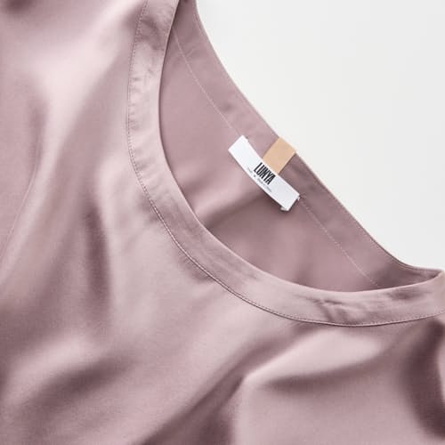 laydown detail image of Women's Washable Silk Oversized Sleep Tee