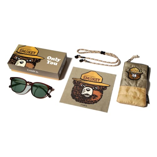 laydown image of Topo Smokey Bear Sunglasses