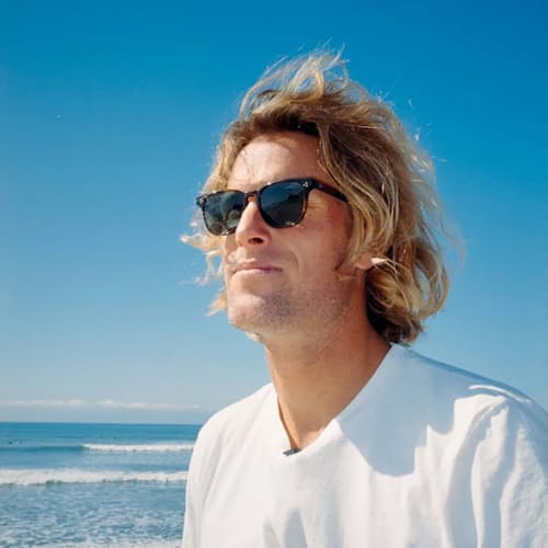 lifestyle image of Alvez Polarized Sunglasses