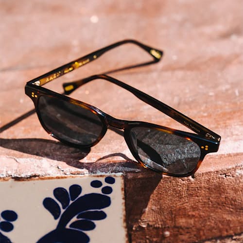lifestyle image of Alvez Polarized Sunglasses