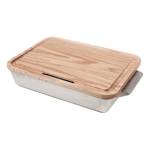 laydown image of Ooni Roasting Pan - Medium