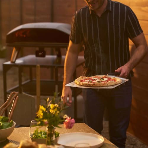 lifestyle image of Ooni Koda 2 Max Pizza Oven