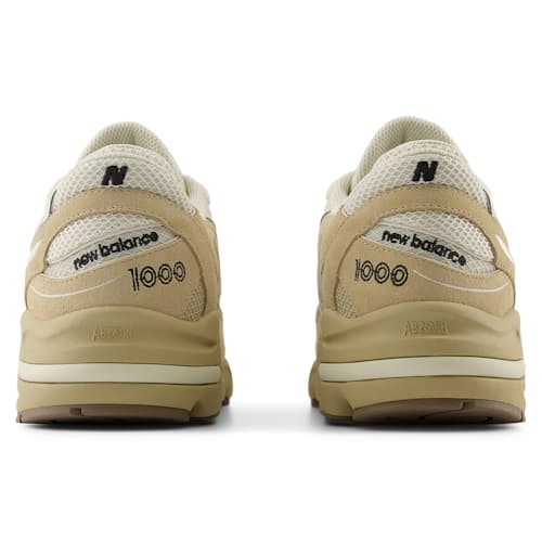 laydown image of 1000 Retro Sneaker