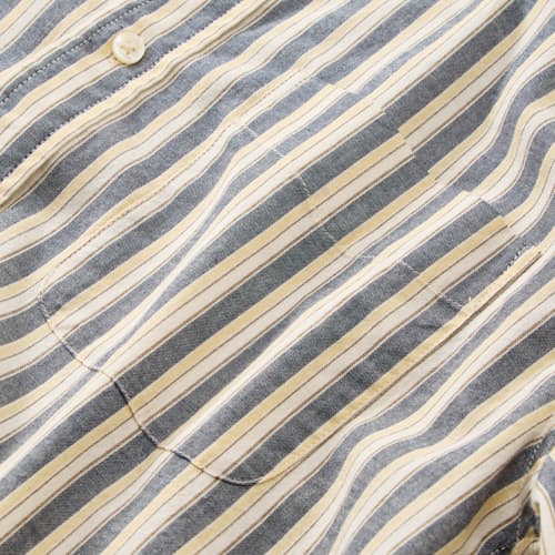 laydown detail image of Short Sleeve Stretch Cotton Shirt