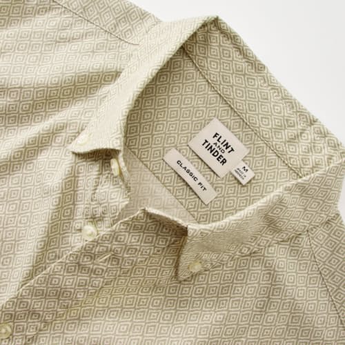 laydown detail image of Short Sleeve Stretch Cotton Shirt