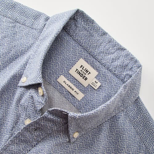 laydown detail image of Short Sleeve Stretch Cotton Shirt