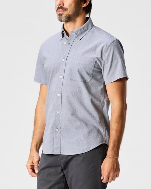 on model image of Short Sleeve Stretch Cotton Shirt