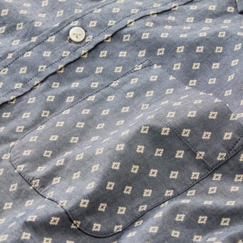 laydown detail image of Short Sleeve Stretch Cotton Shirt