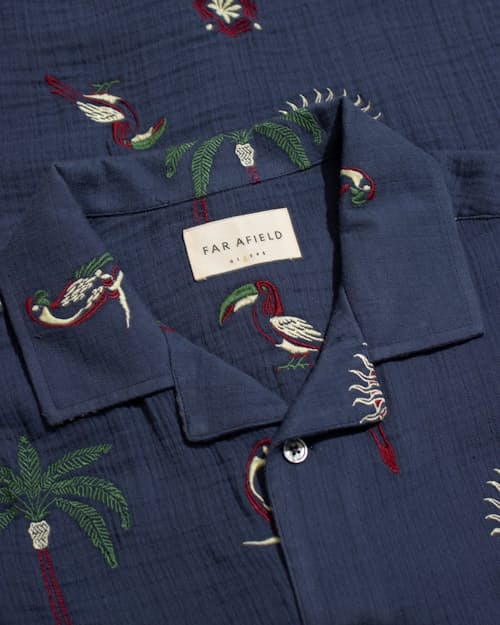 laydown detail image of Stachio Tropical Short Sleeve Shirt