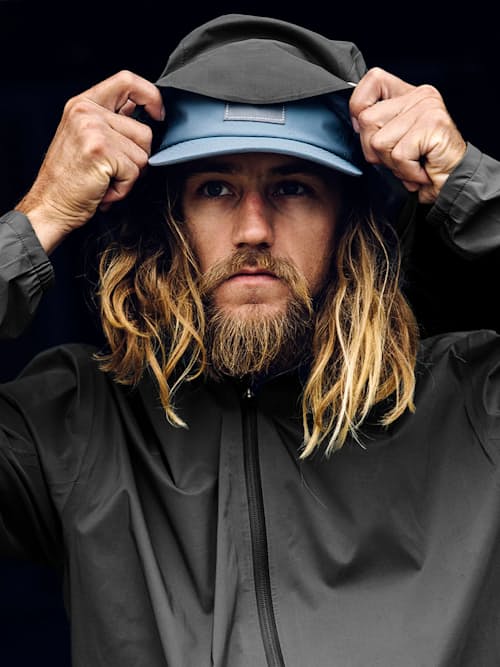 lifestyle image of Cloudshield Rain Jacket