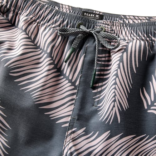 laydown detail image of Shorey Swim Trunk - 6"
