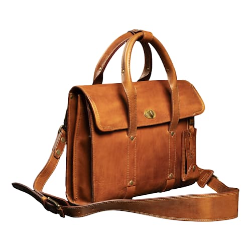 laydown image of William Slim Briefcase