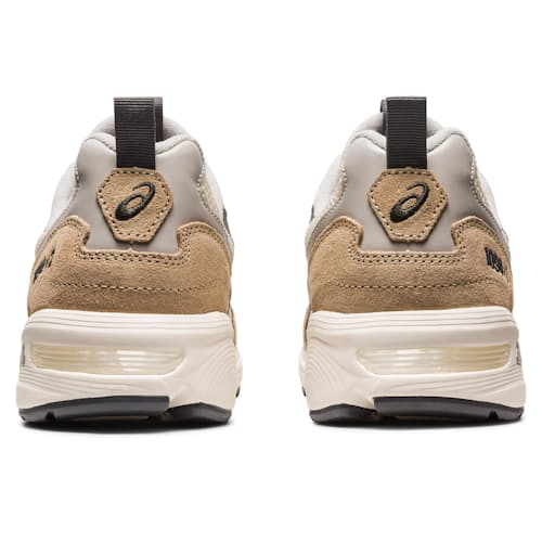 laydown image of Gel-1090v2 Sneaker