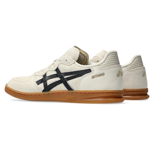 laydown image of Skyhand OG Sneaker