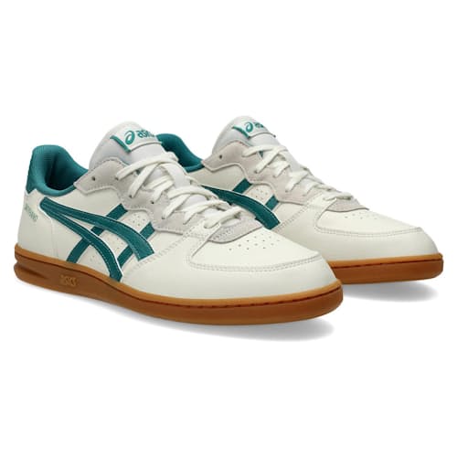 laydown image of Skyhand Og Sneaker