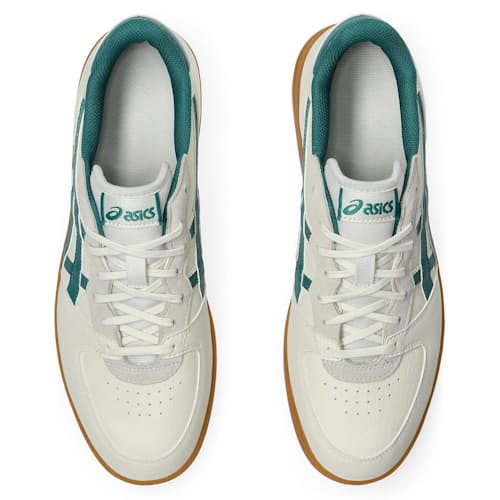 laydown image of Skyhand Og Sneaker
