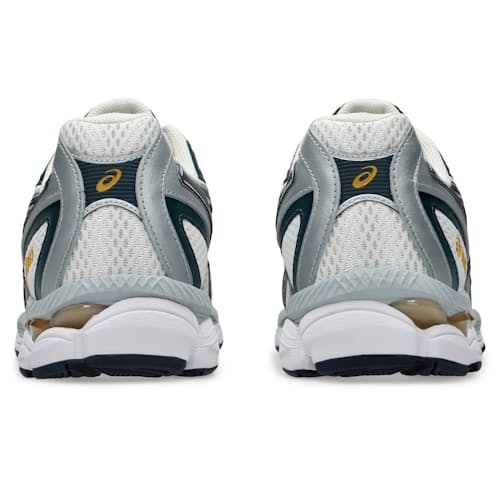 laydown image of Gel-NYC 2055 Sneaker
